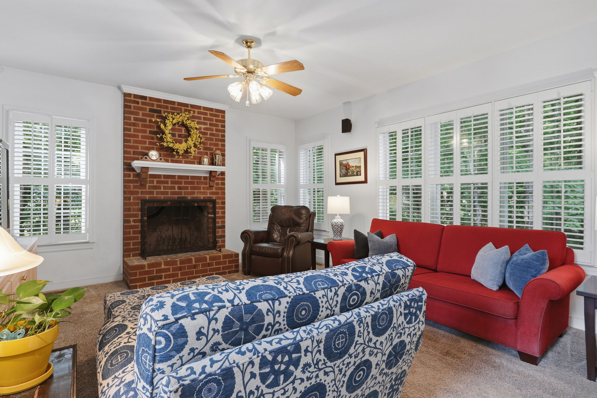 08-Family Room