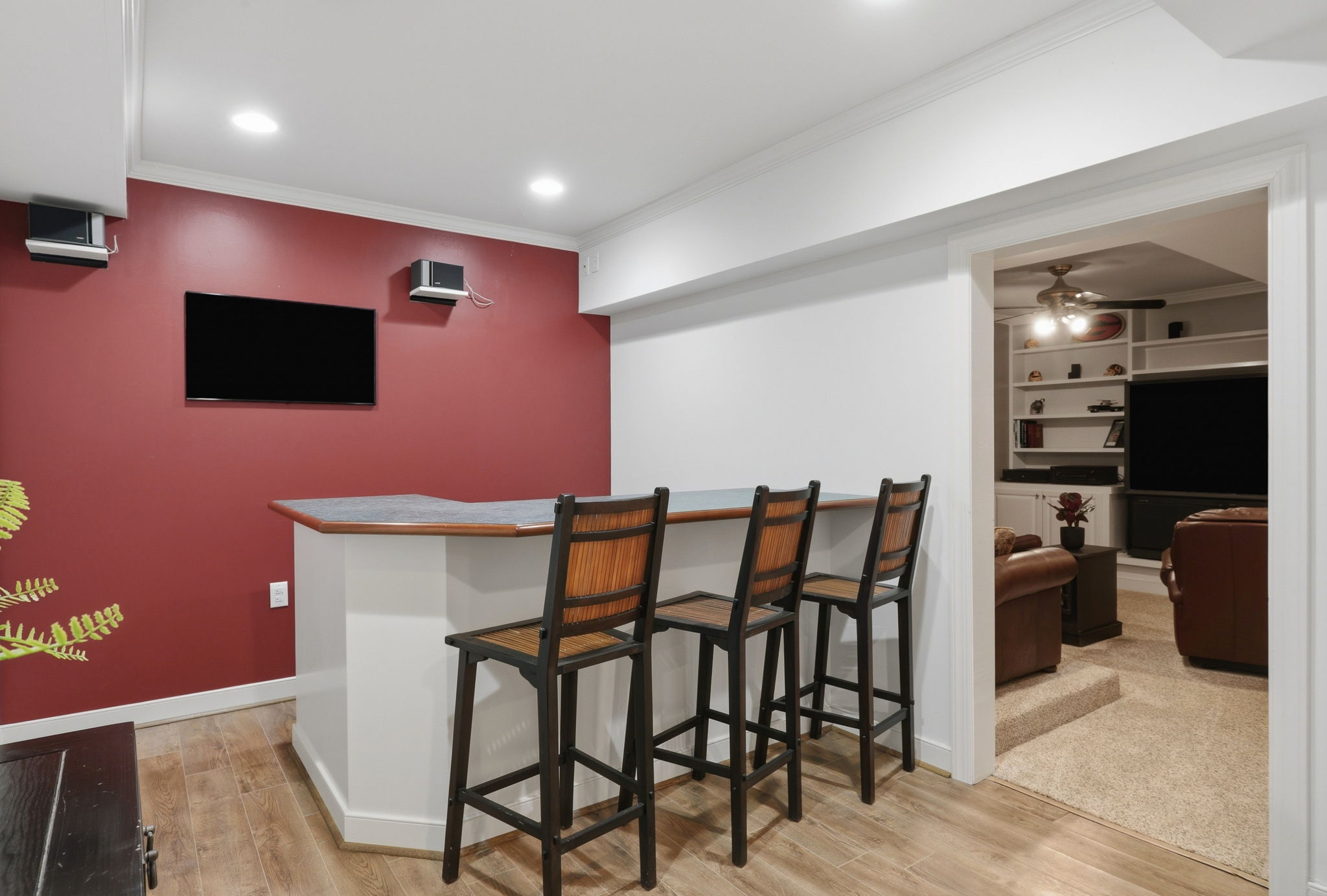 30-Basement Bar