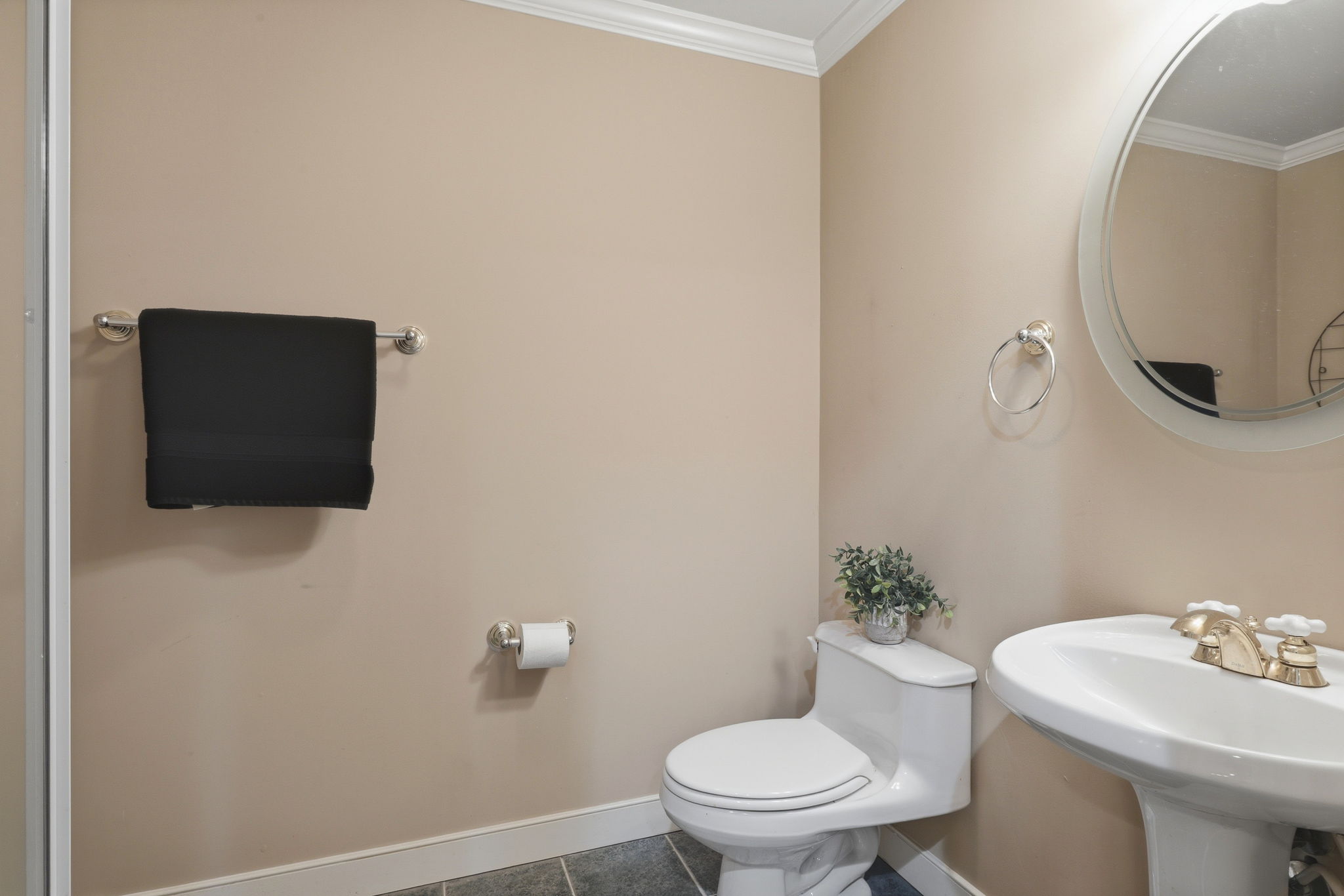 32-Basement Bathroom
