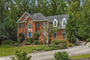 03-Exterior Front