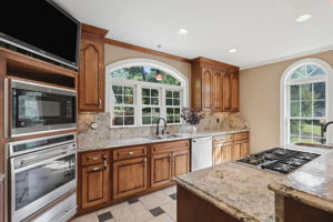 16-Kitchen