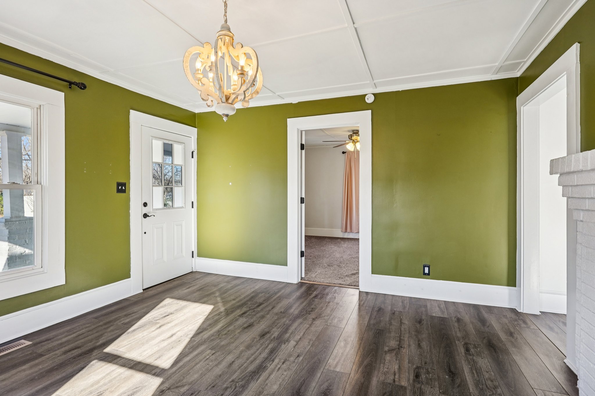 Fairview St-S1701-008.jpg