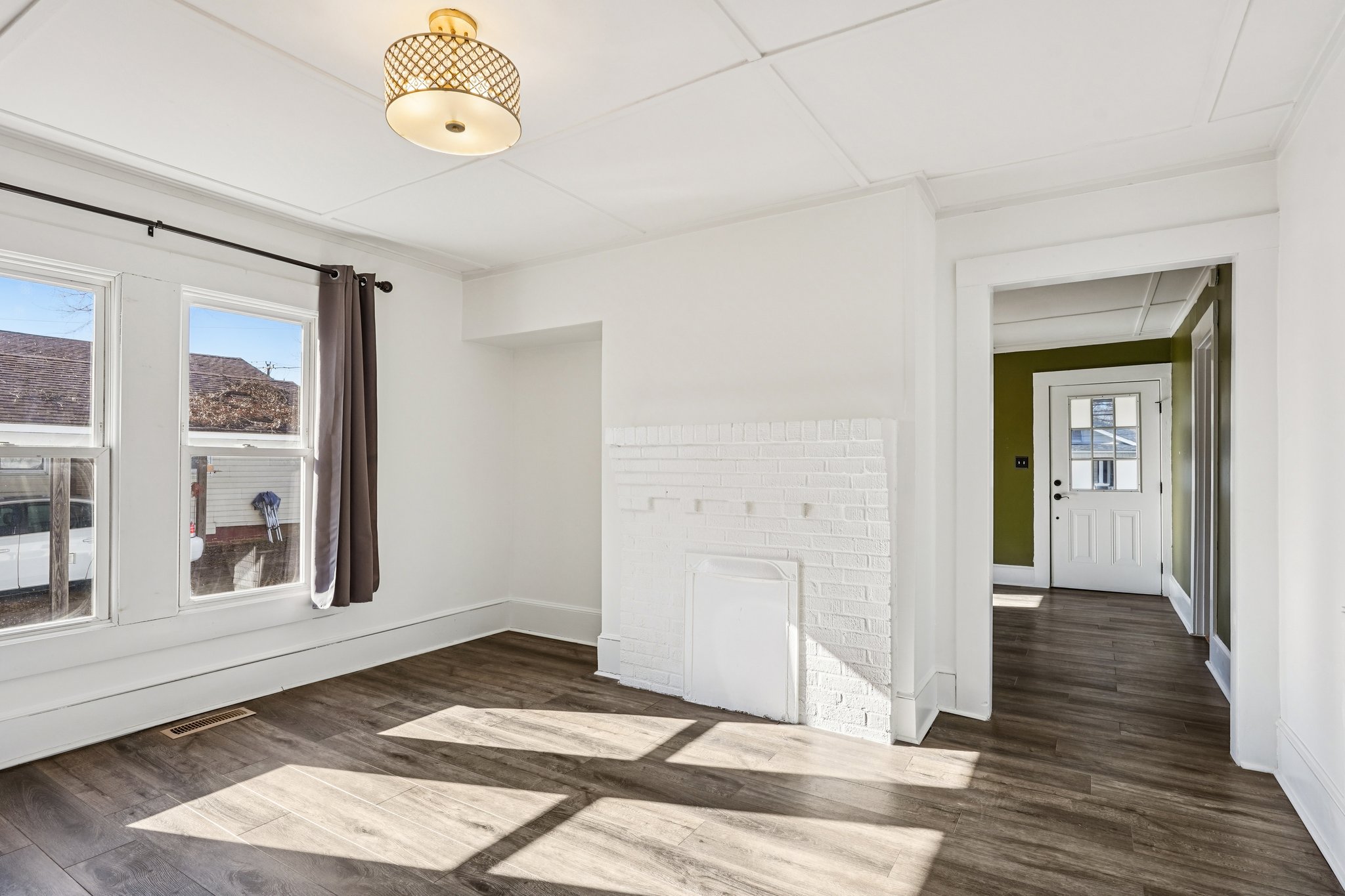 Fairview St-S1701-011.jpg