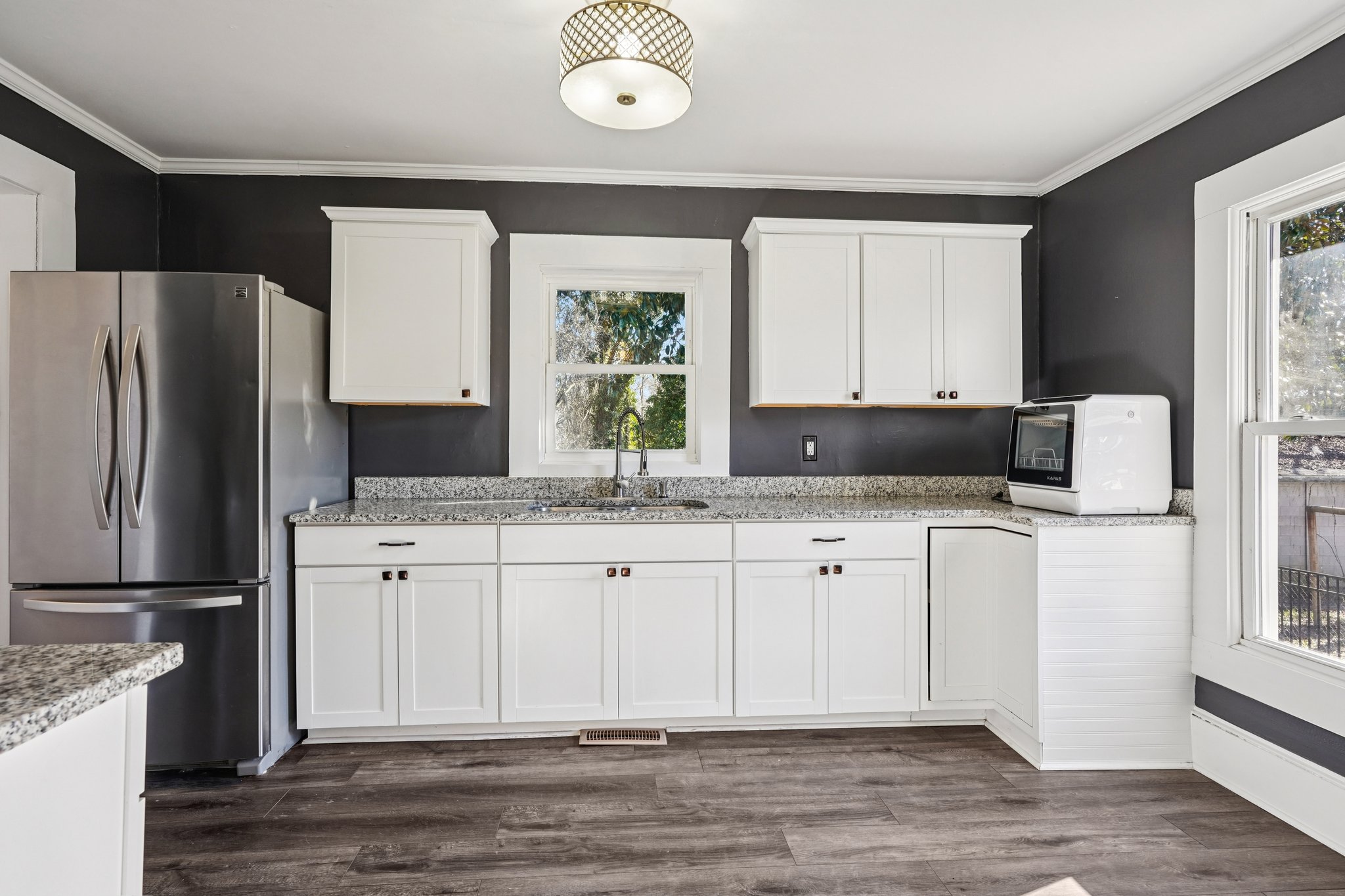 Fairview St-S1701-013.jpg