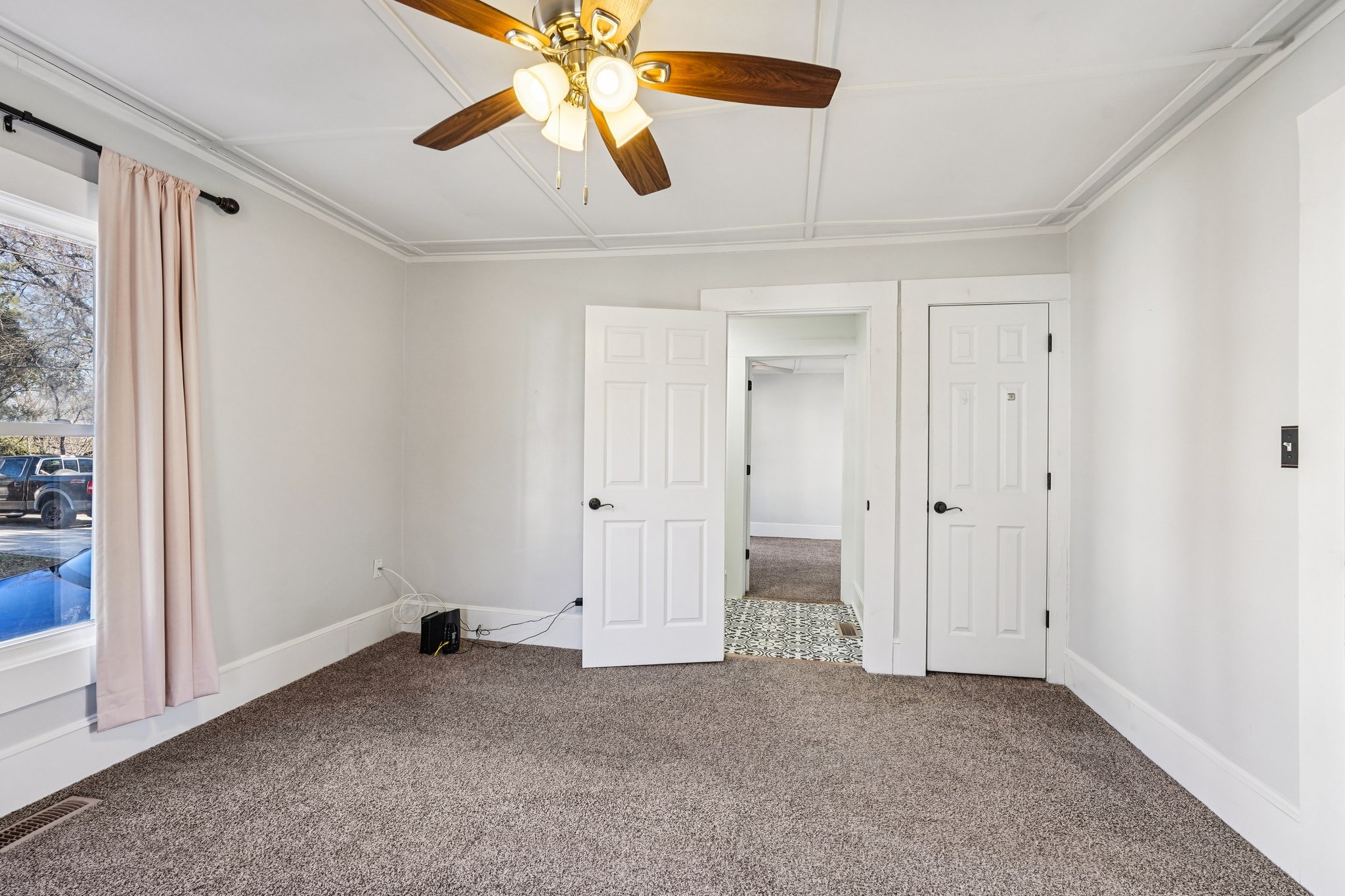 Fairview St-S1701-020.jpg