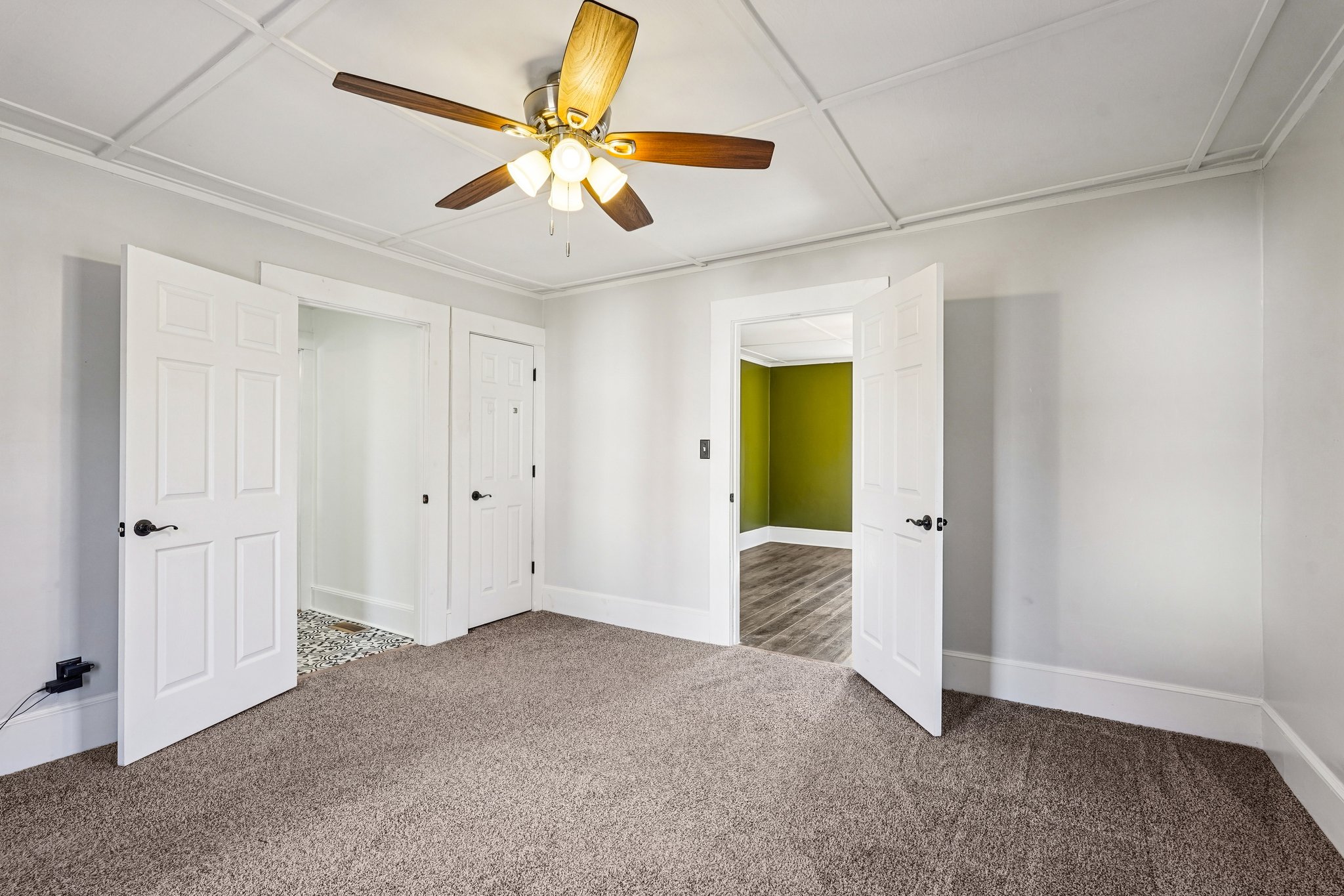 Fairview St-S1701-021.jpg