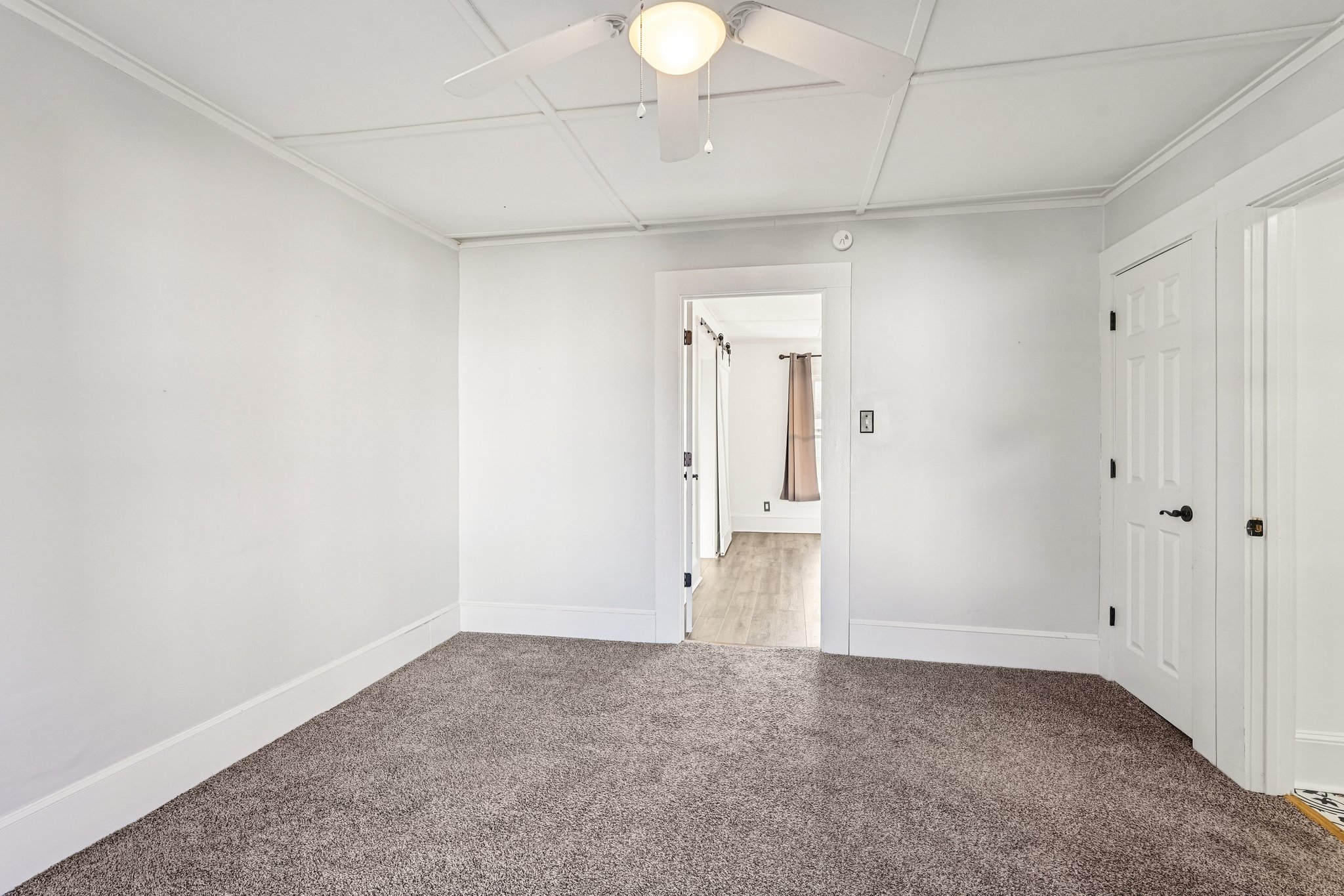 Fairview St-S1701-026.jpg