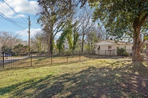 Fairview St-S1701-030.jpg