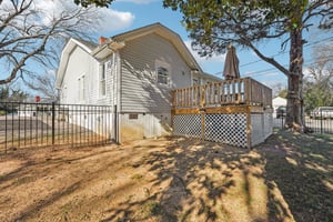 Fairview St-S1701-034.jpg