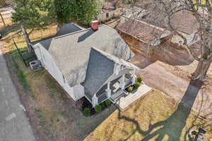 Fairview St-S1701-035.jpg