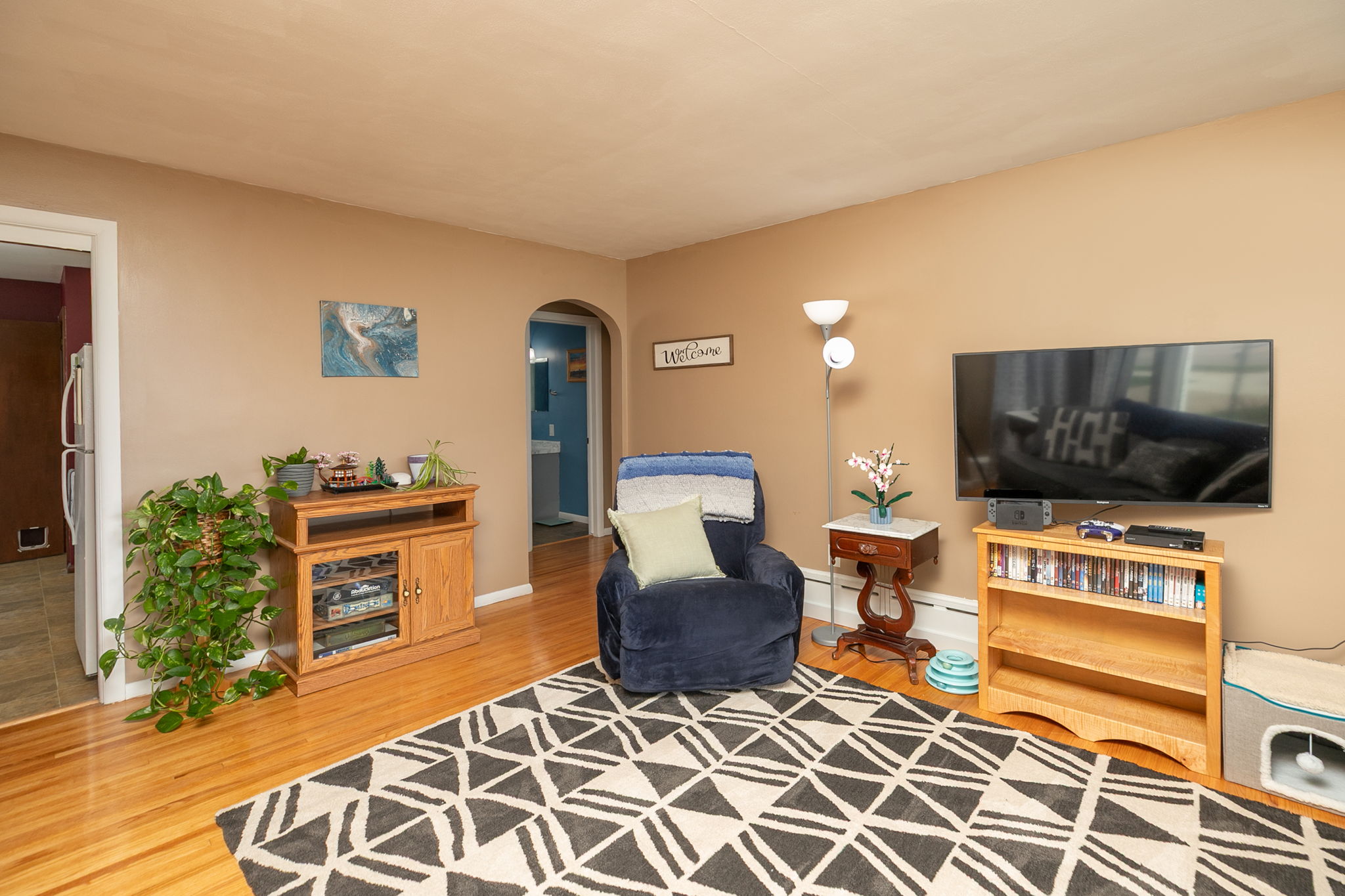 05-Living Room