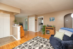 06-Living Room