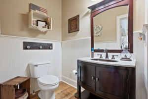  Photo 47