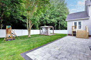  Photo 44