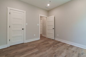  Photo 31