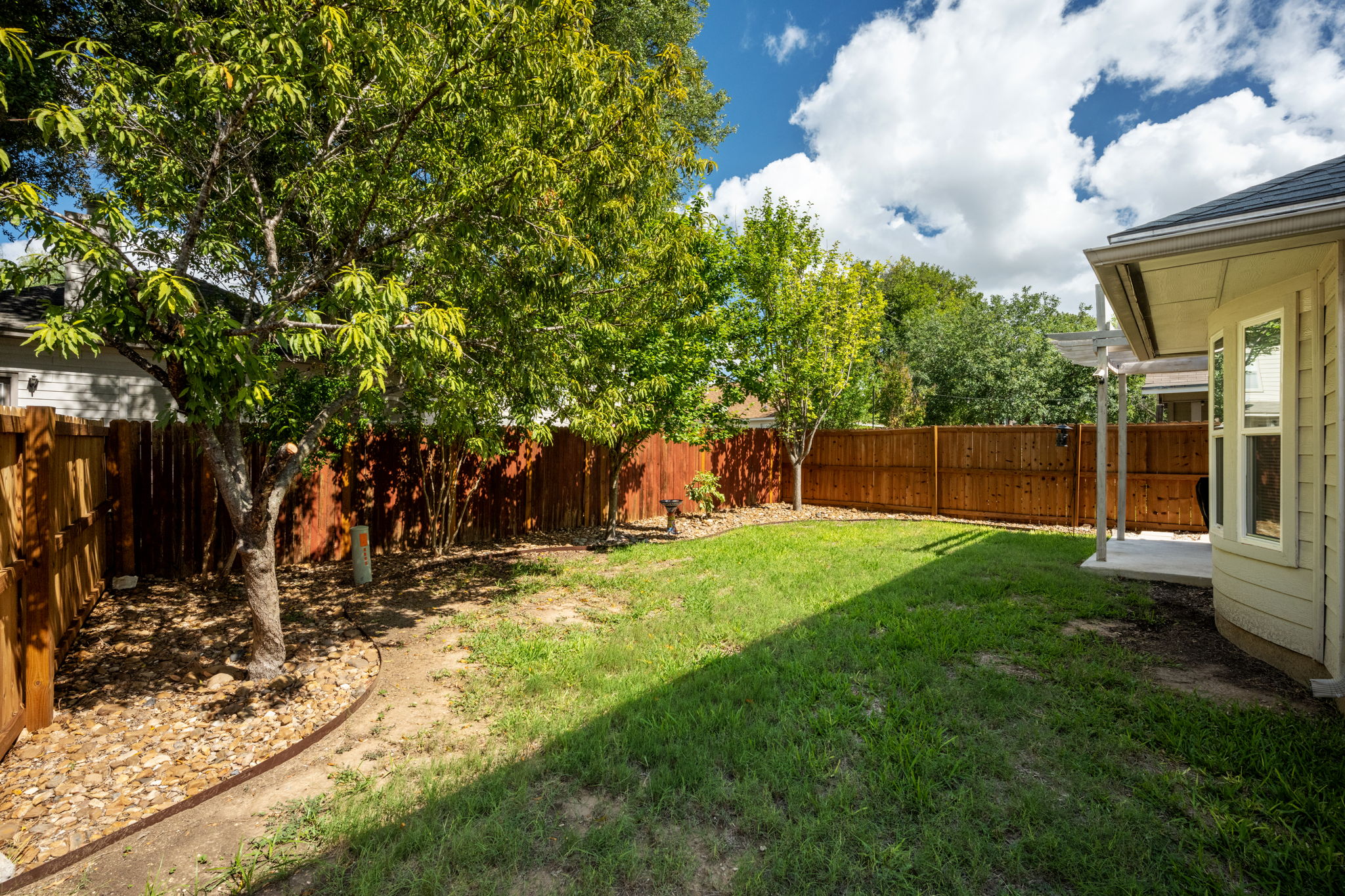 6043 Woodway Ct, San Antonio, TX 78249, USA Photo 24