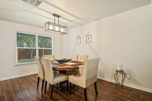 6043 Woodway Ct, San Antonio, TX 78249, USA Photo 8