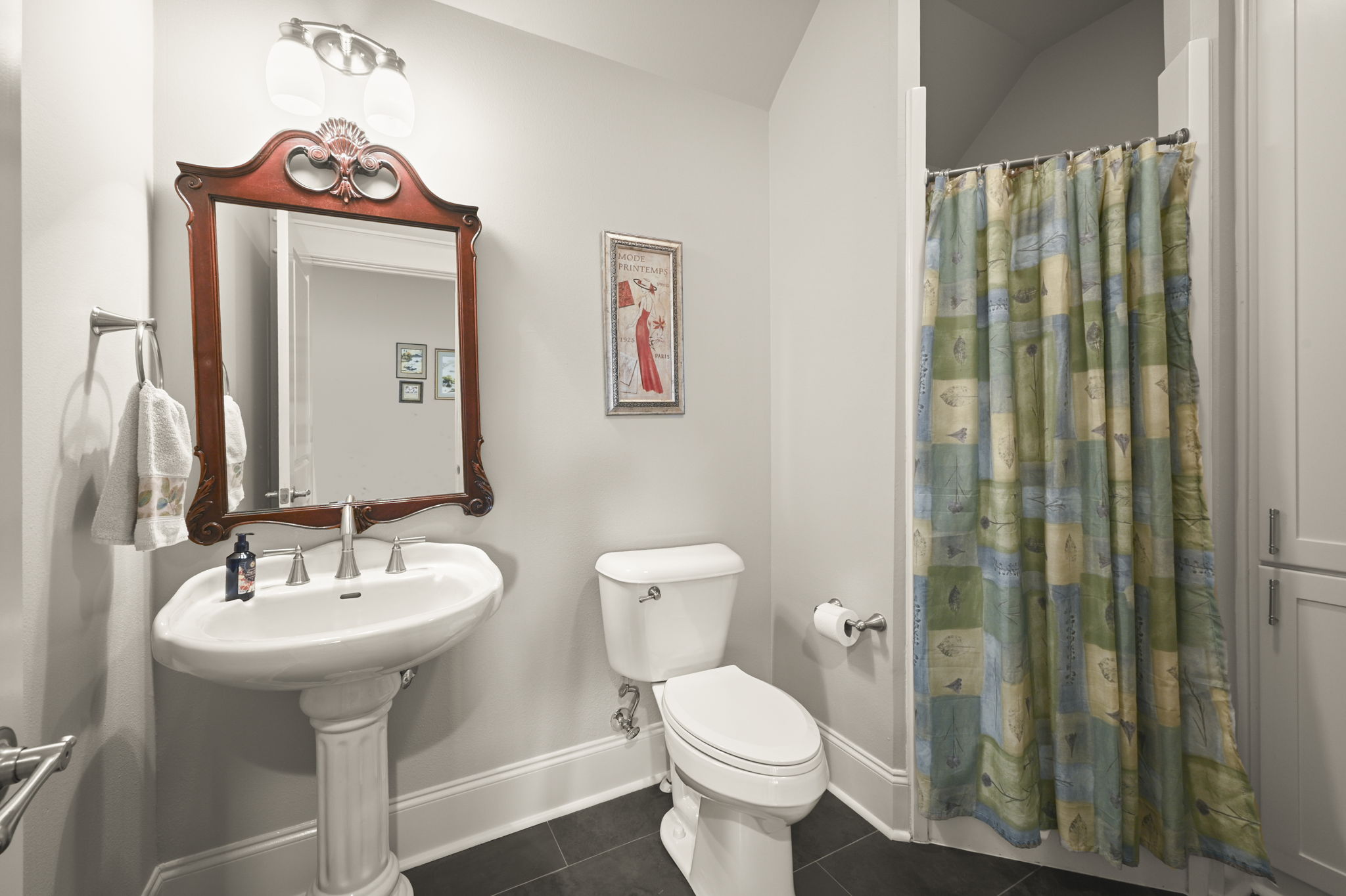 Bathroom 4 Upstairs
