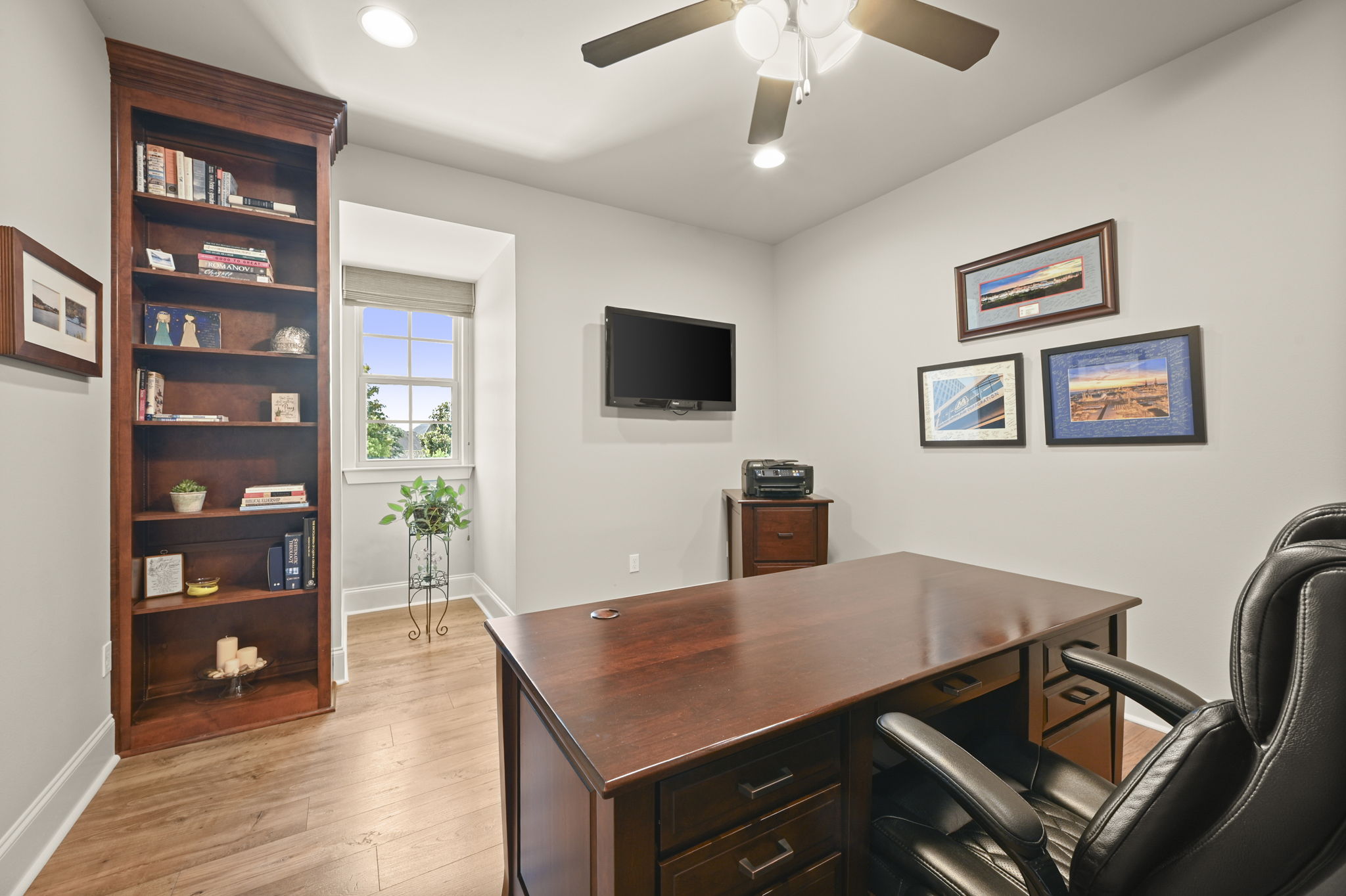 2nd Floor Office