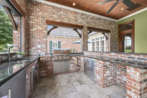 Outdoor Kitchen