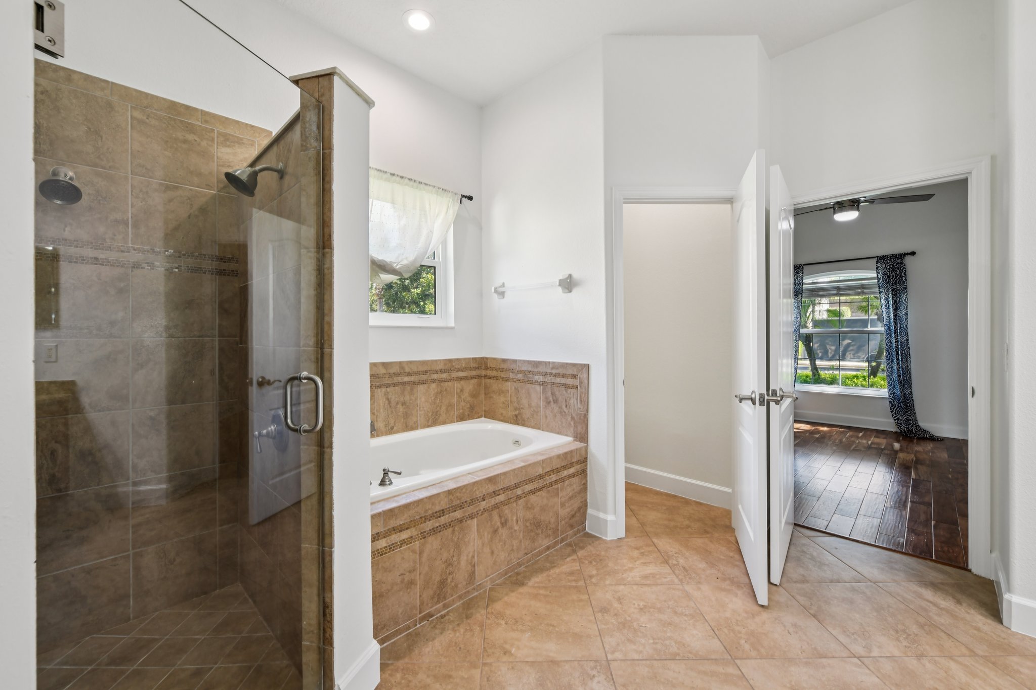 Tremayne Dr-S2706-026.jpg