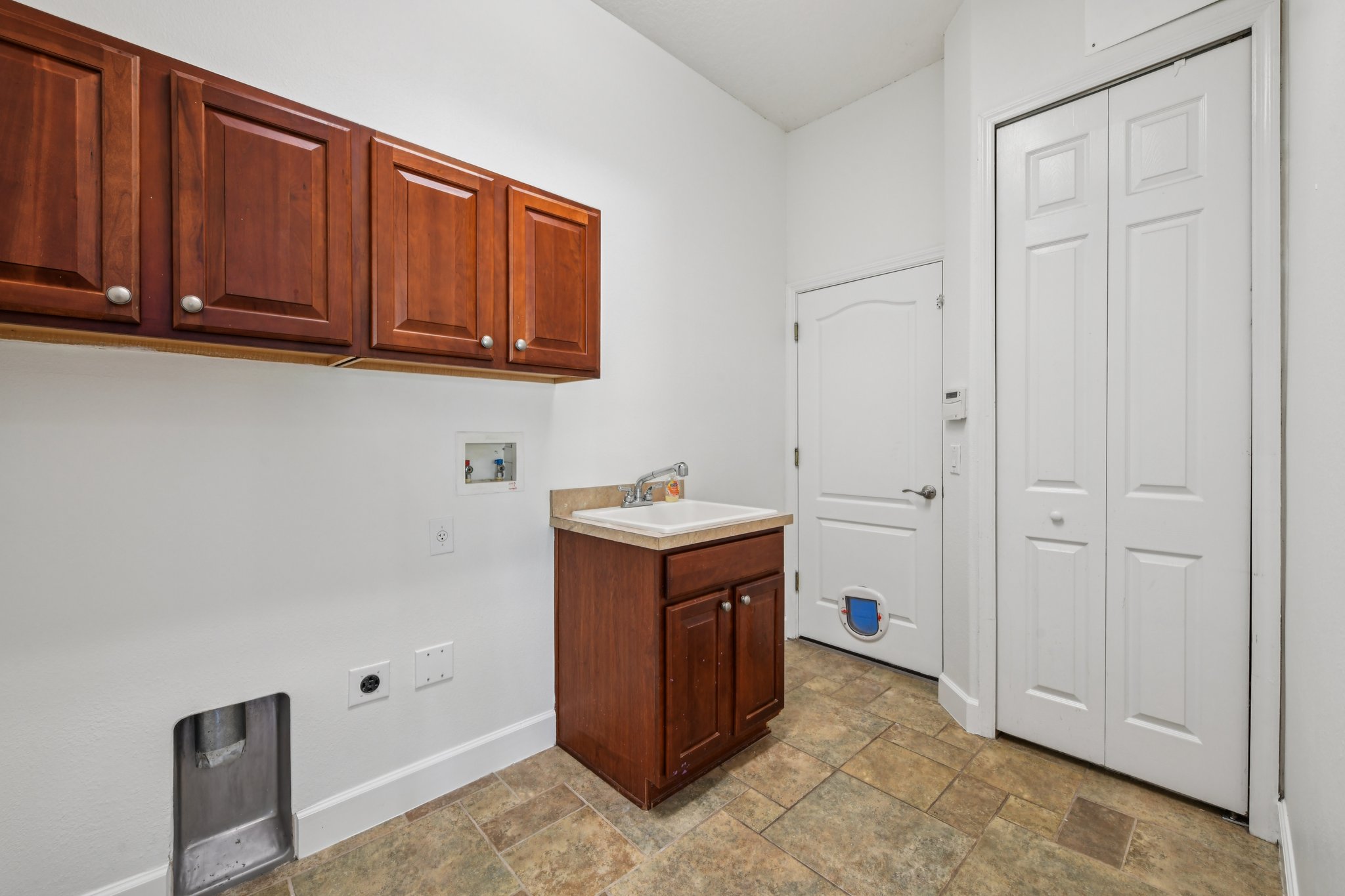 Tremayne Dr-S2706-031.jpg