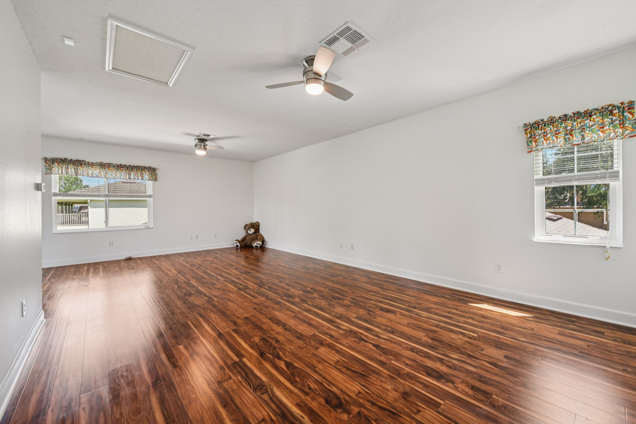 Tremayne Dr-S2706-041.jpg