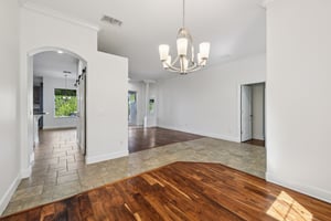 Tremayne Dr-S2706-015.jpg