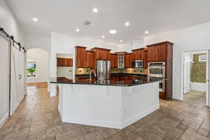 Tremayne Dr-S2706-018.jpg