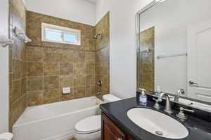 Tremayne Dr-S2706-034.jpg