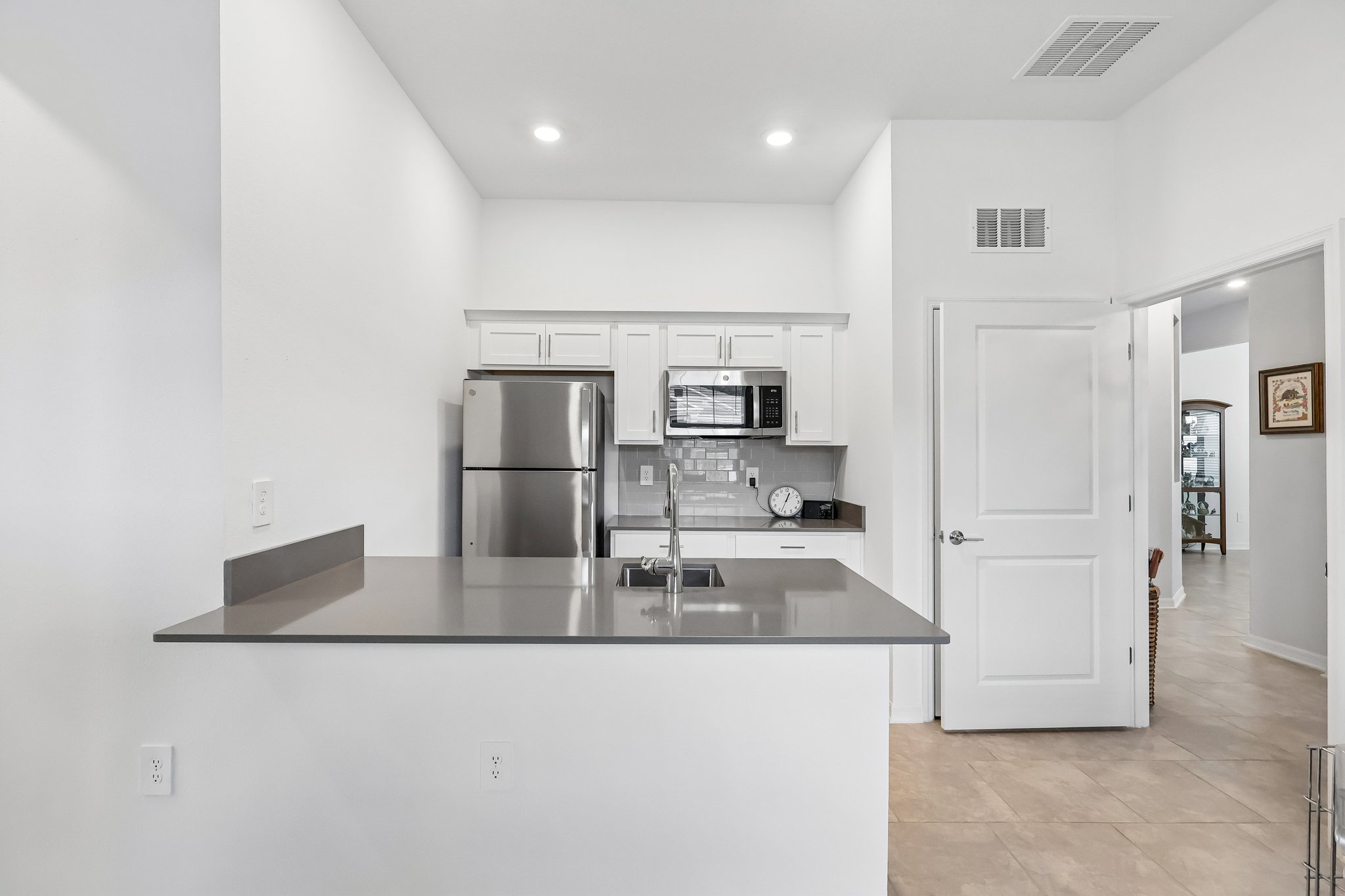 Claystone Way-S2404-018.jpg