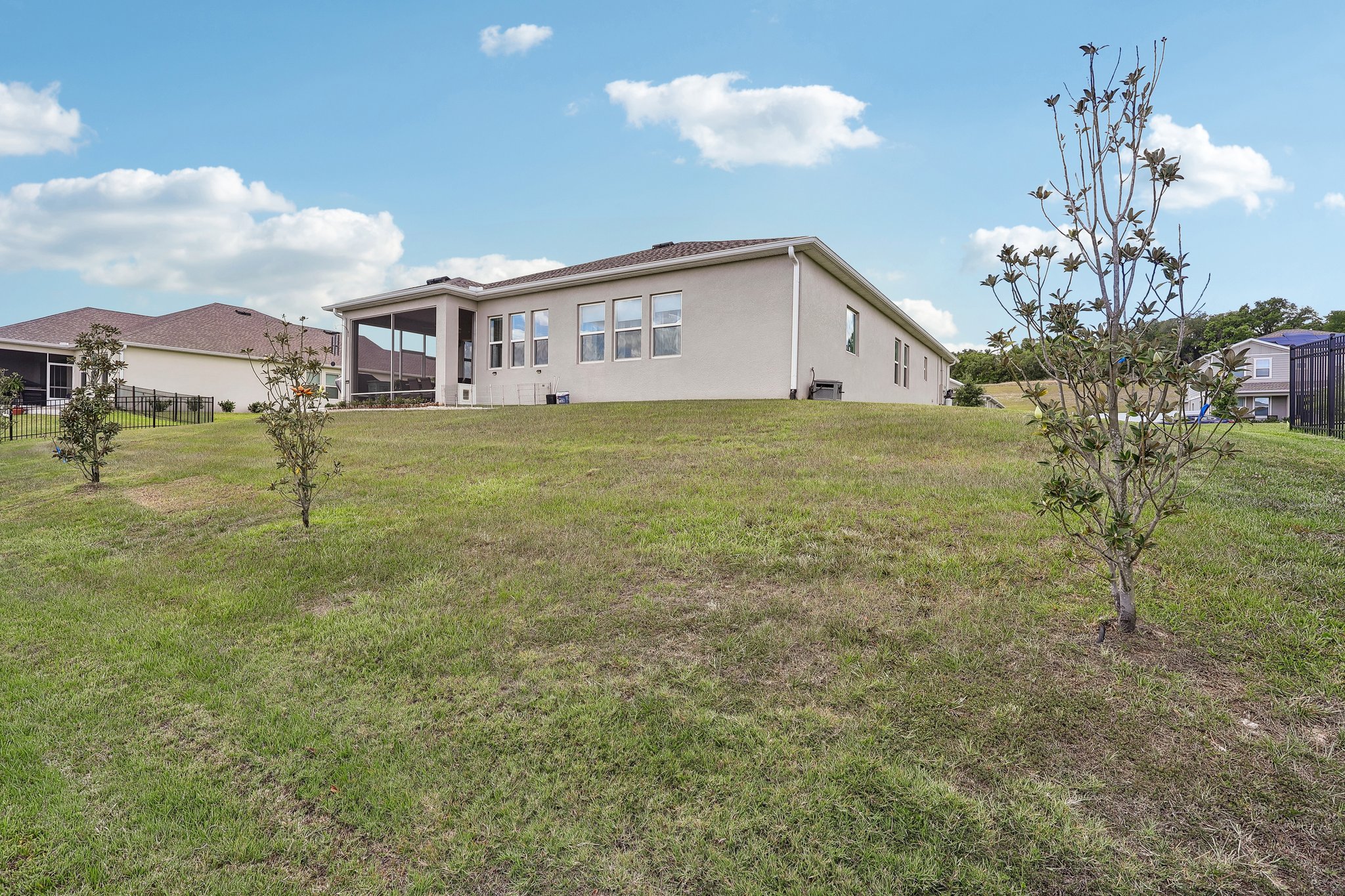 Claystone Way-S2404-041.jpg