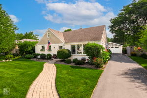 605 Banbury Ct, Roselle, IL 60172_001