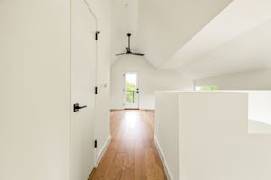  Photo 49