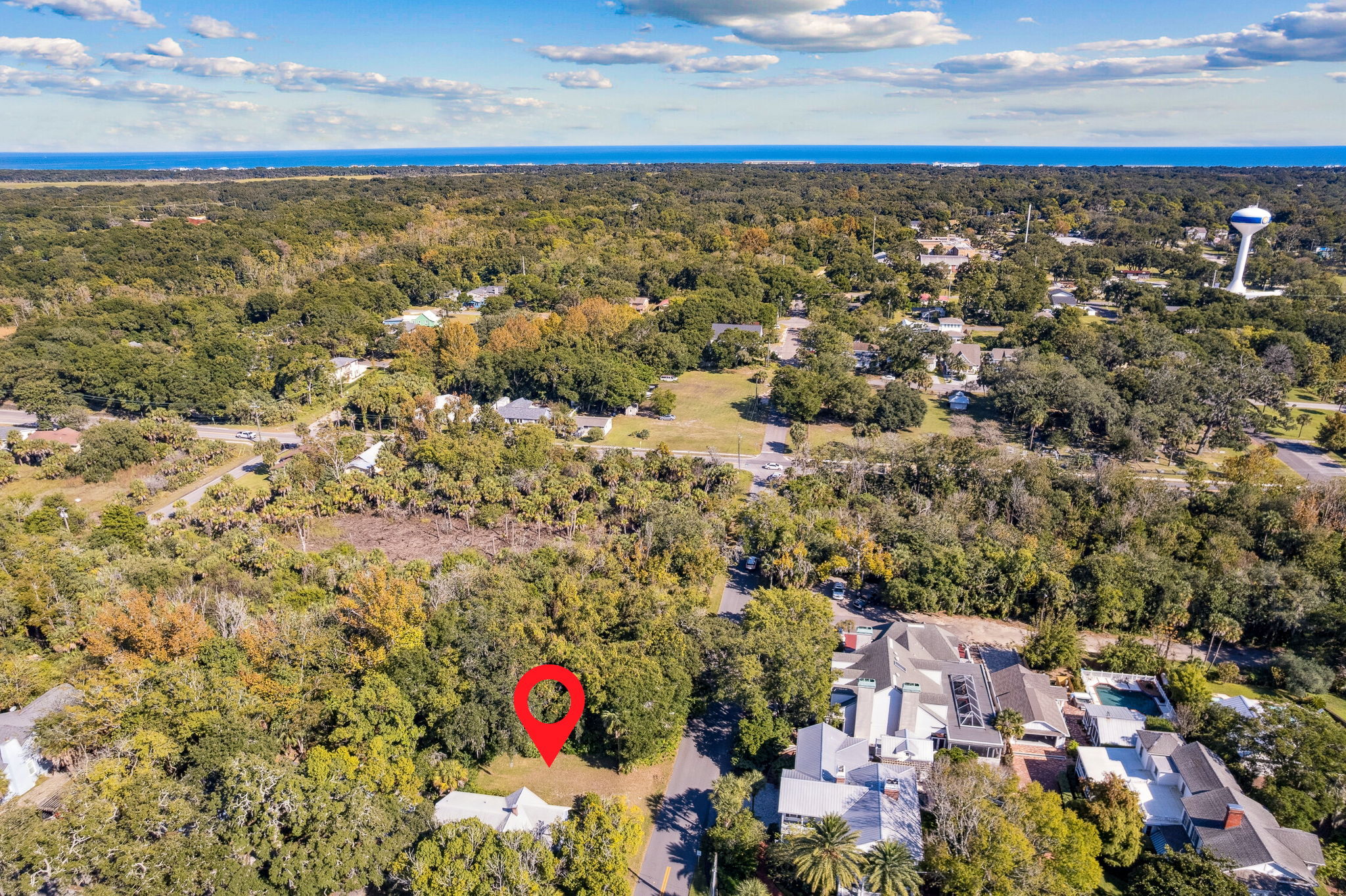 A perfect lot! A perfect location!