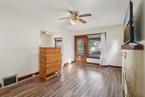 W Warren Ave-S2311-012.jpg