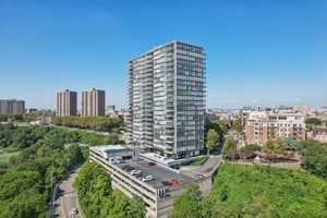 Boulevard East-S1509-1-008.jpg