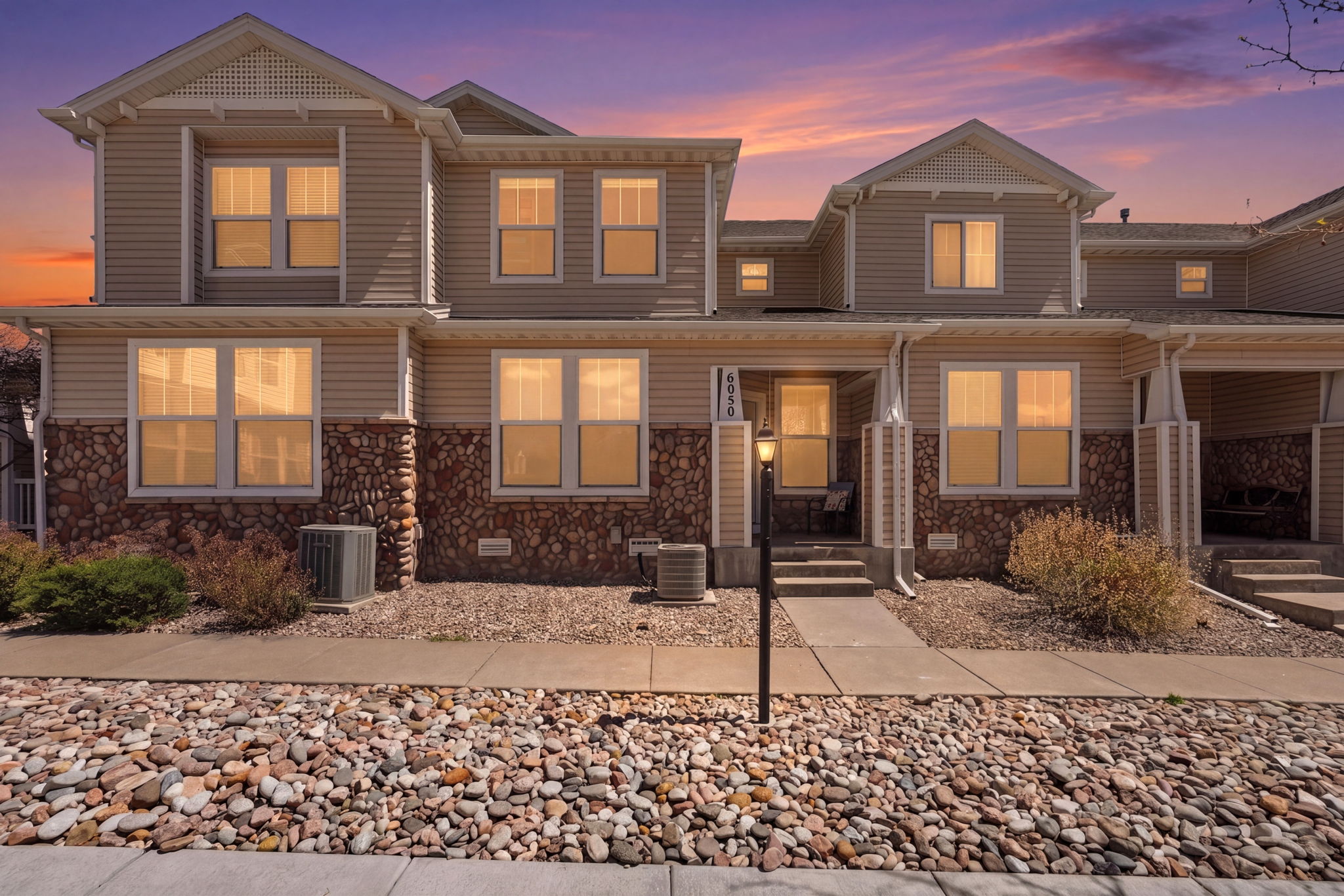 DSC02031_twilight_a1230300