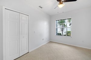 Guest Bedroom 1-1.jpg