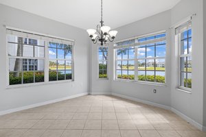 Breakfast Nook 1.jpg