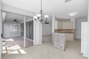 Breakfast Nook 3.jpg