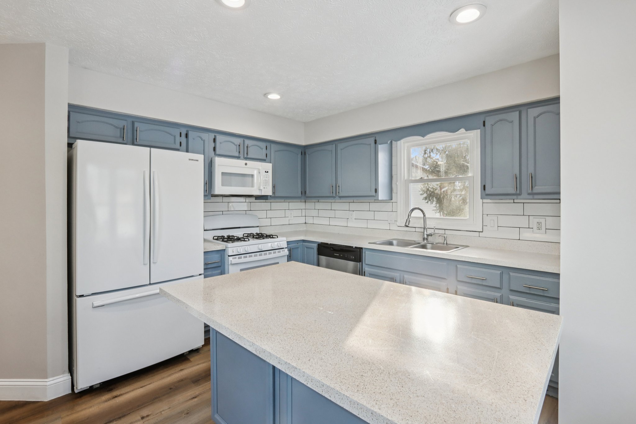 Buell Ln-S0612-013.jpg