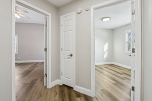 Buell Ln-S0612-017.jpg