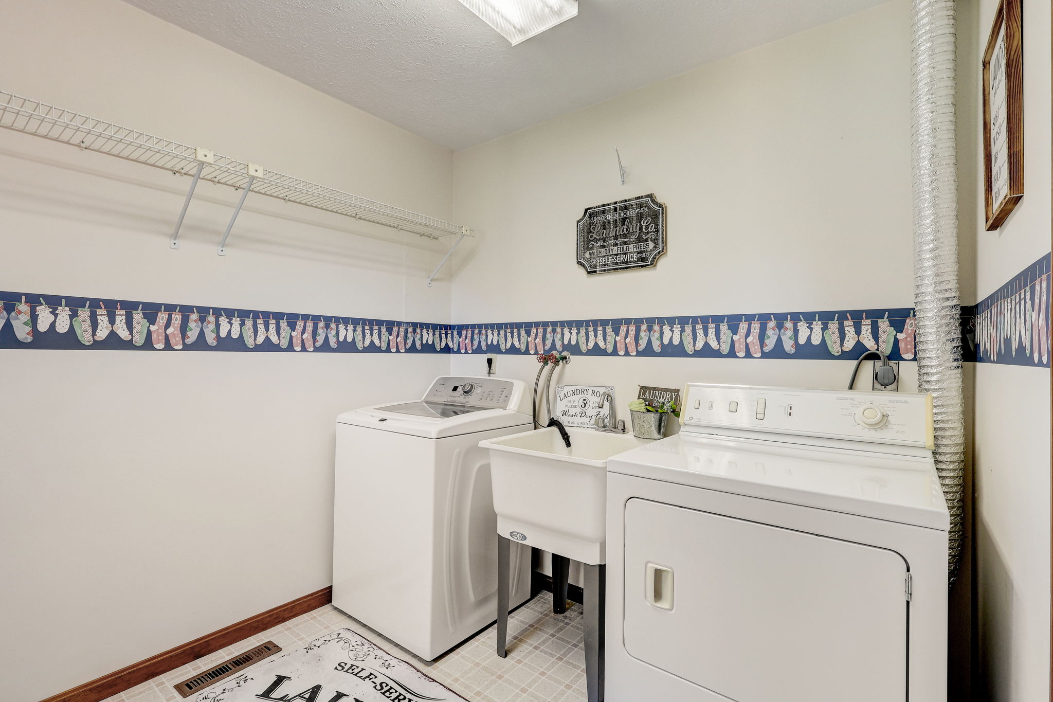 Meadow Wood Drive-051