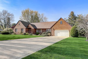 Meadow Wood Drive-004