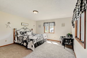 Meadow Wood Drive-035