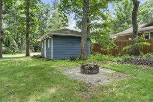  Photo 42