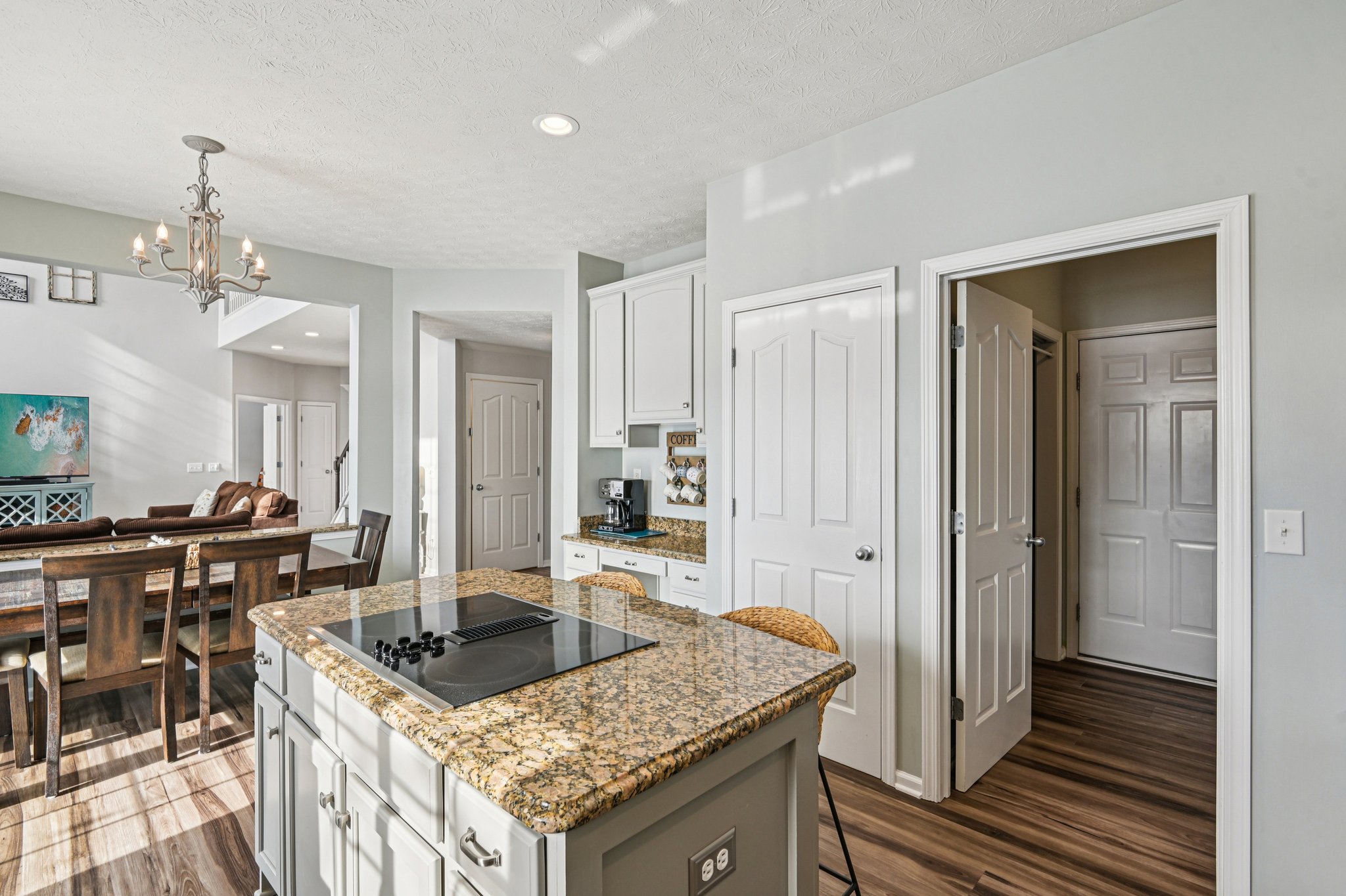 Catlin Ln-S3001-027.jpg