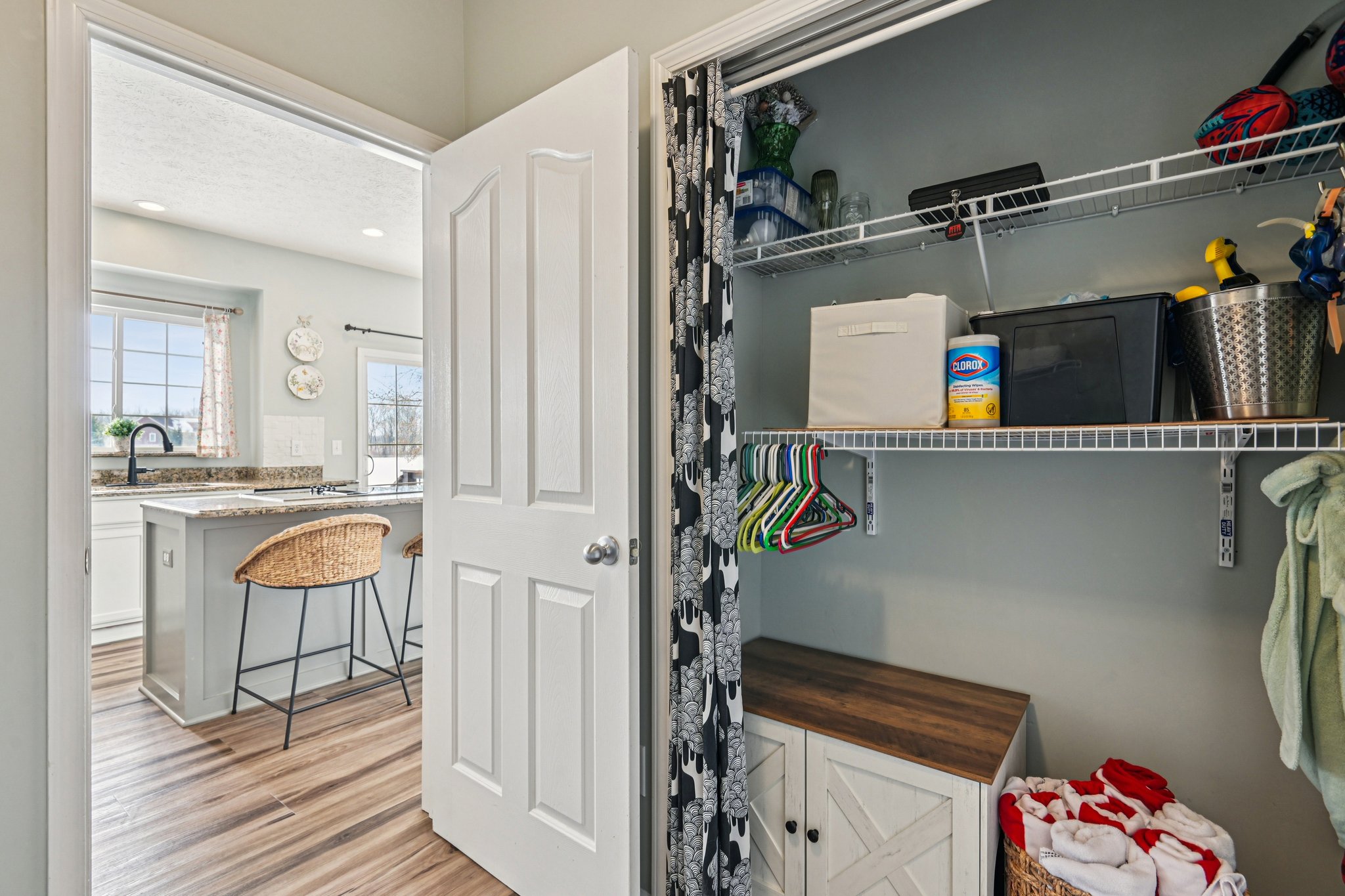 Catlin Ln-S3001-037.jpg