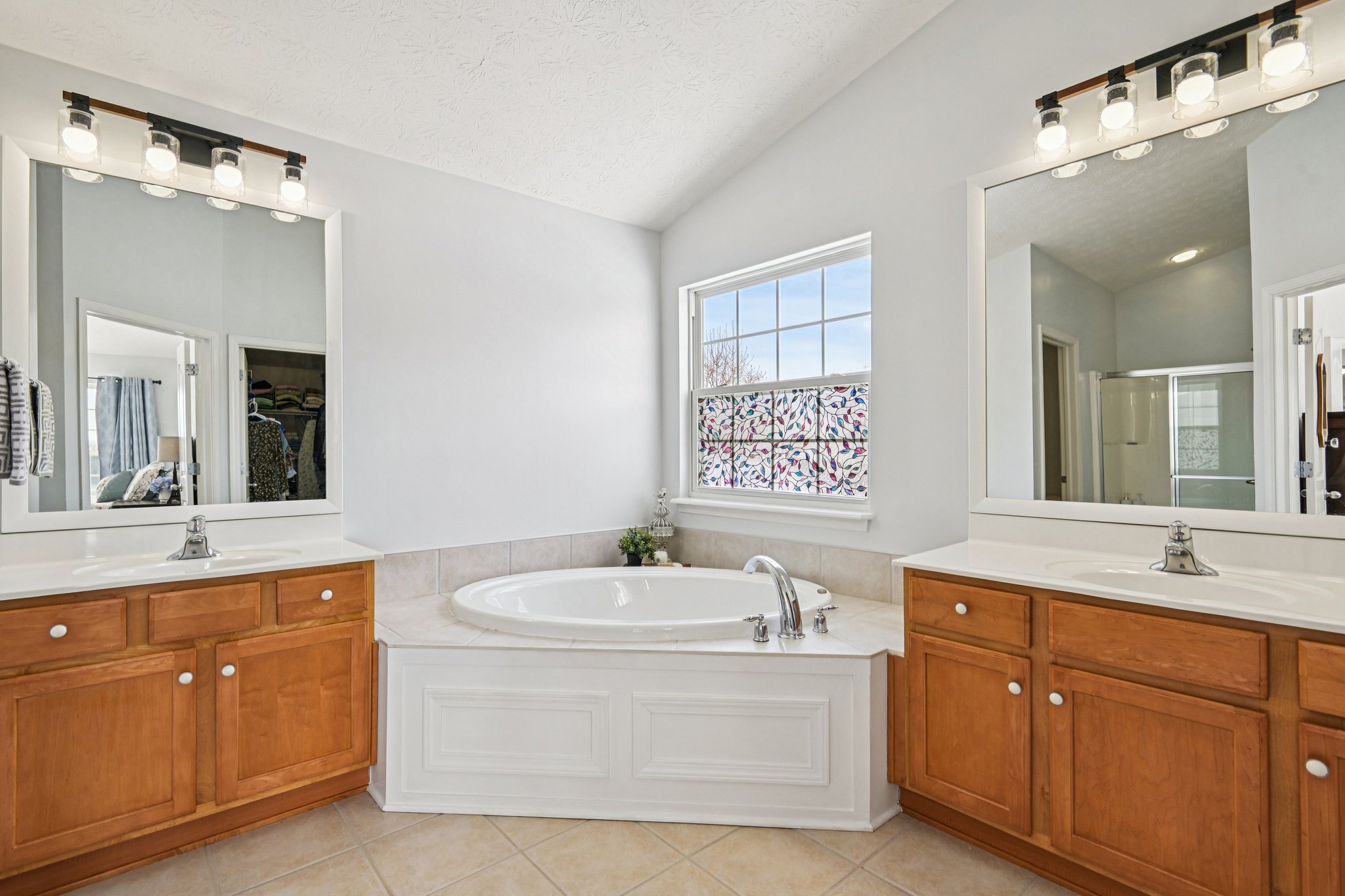 Catlin Ln-S3001-047.jpg